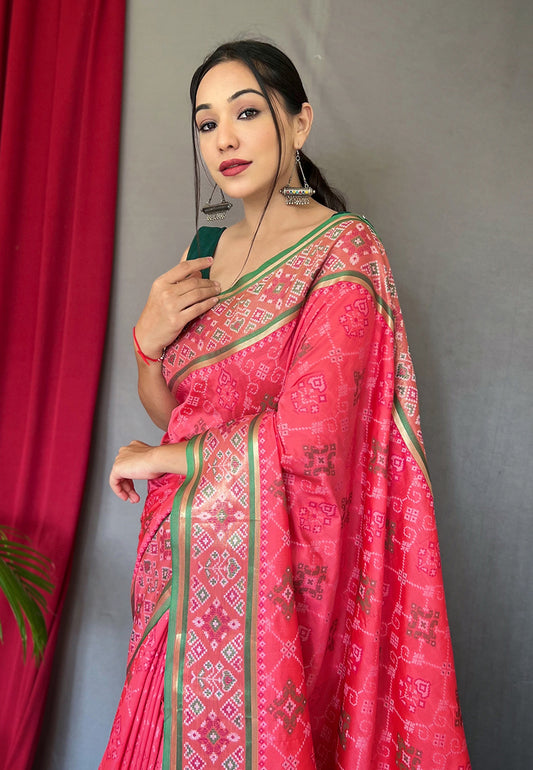 Rangeen Patola Contrast Woven Silk Saree Light Pink