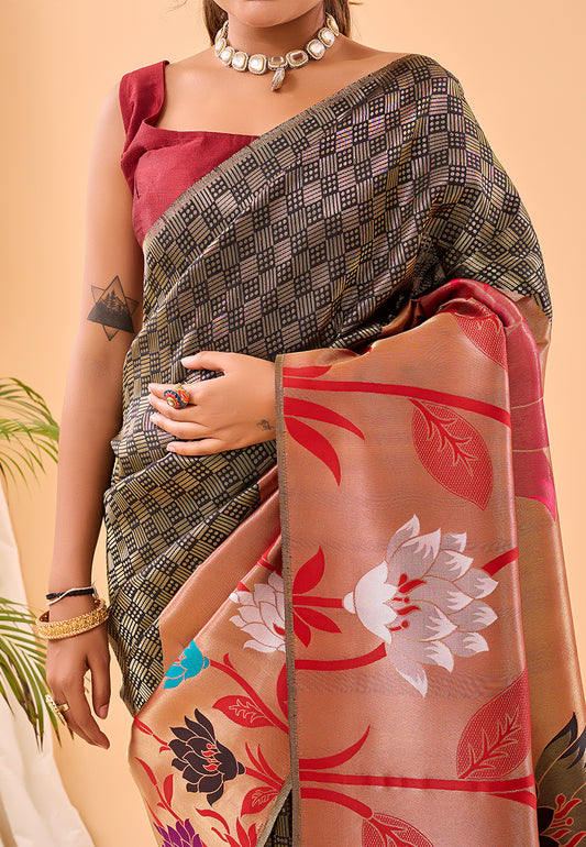 Black Fulrani Paithani Silk Woven Saree