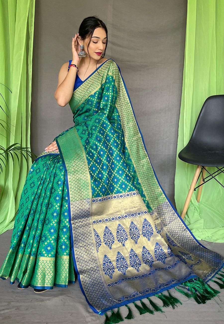 Patola Silk Woven Saree Vol. 7 Contrast Green