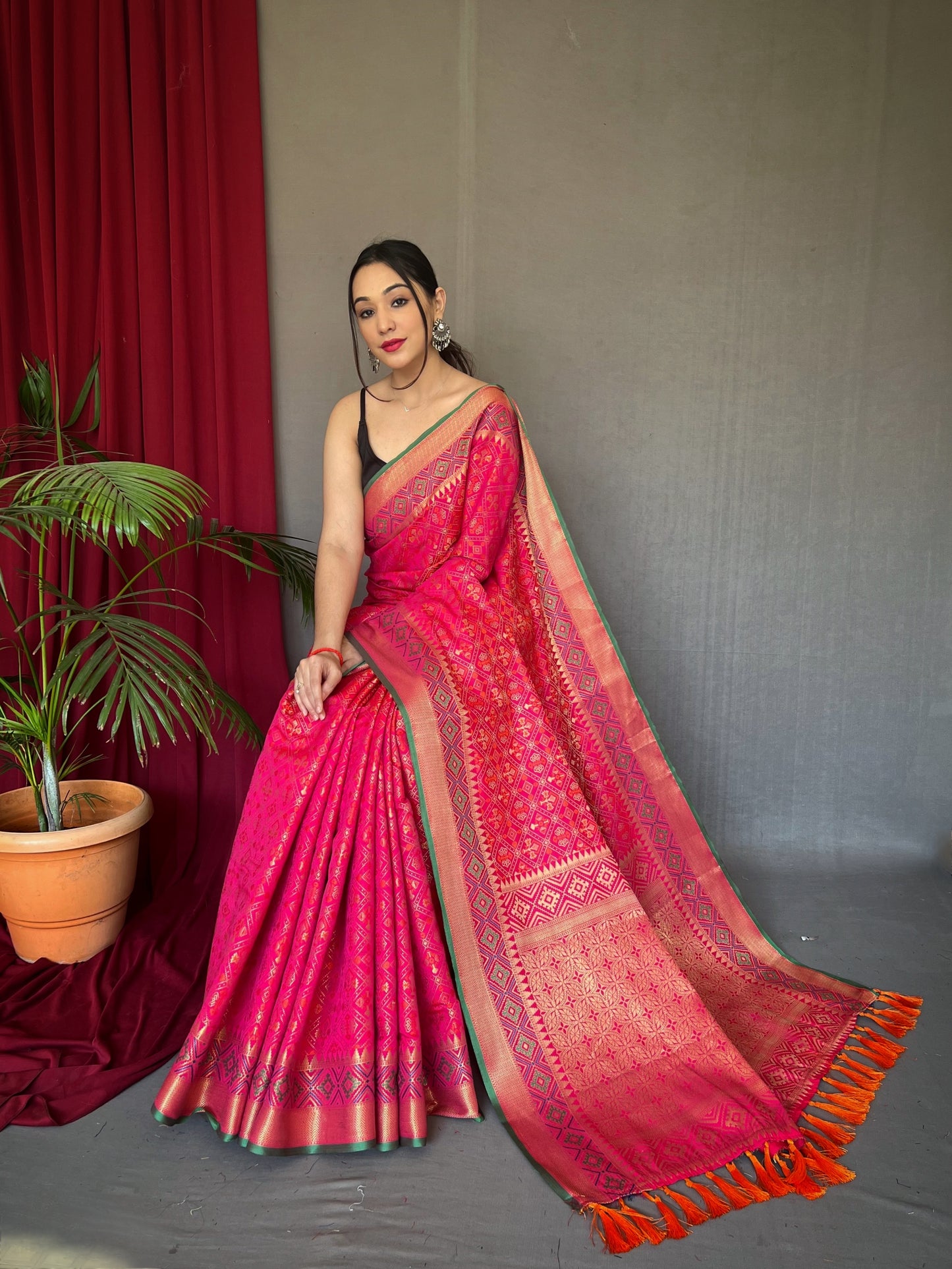 Pink Rajkoti Patola Silk Woven Saree