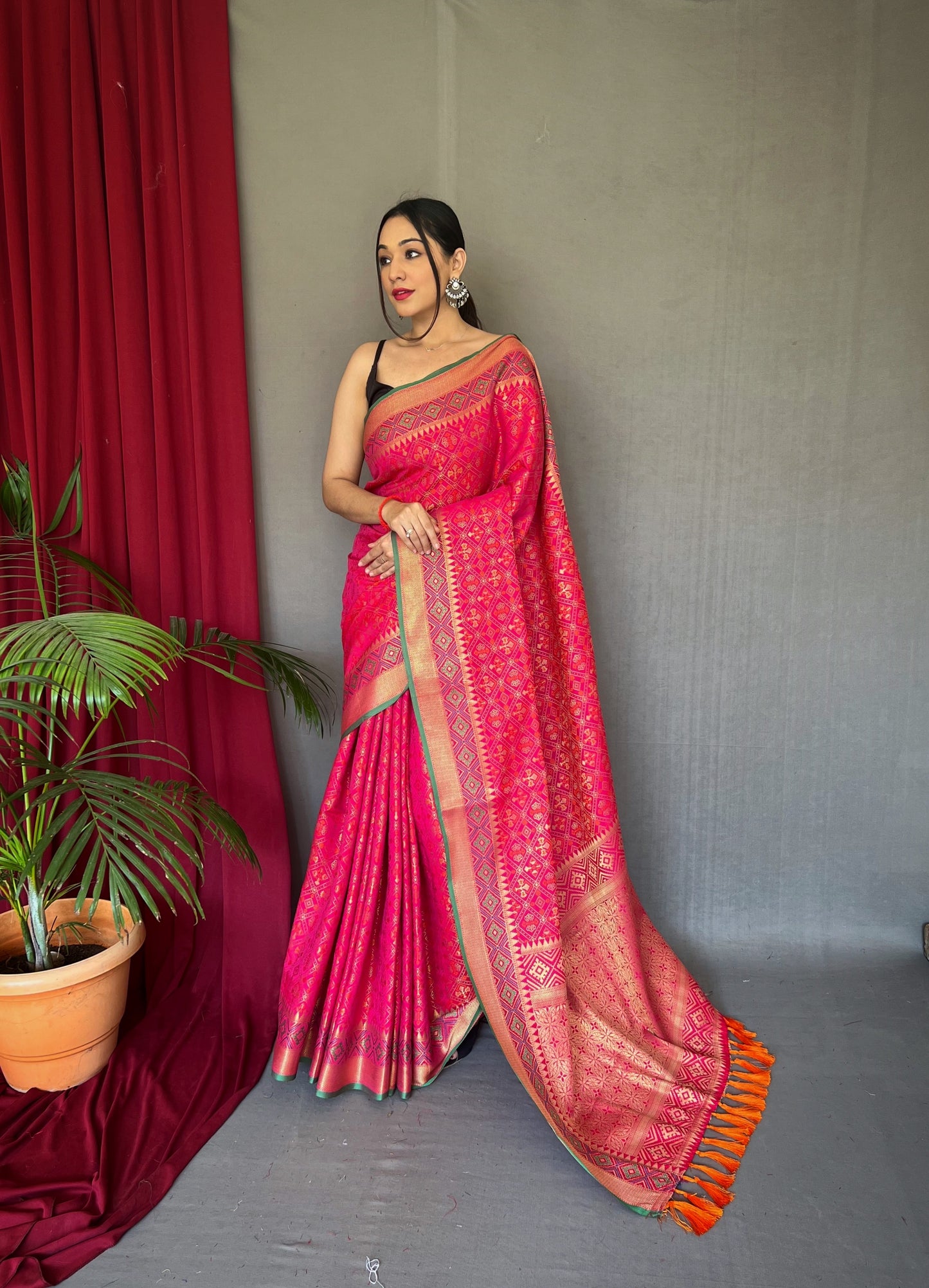 Pink Rajkoti Patola Silk Woven Saree