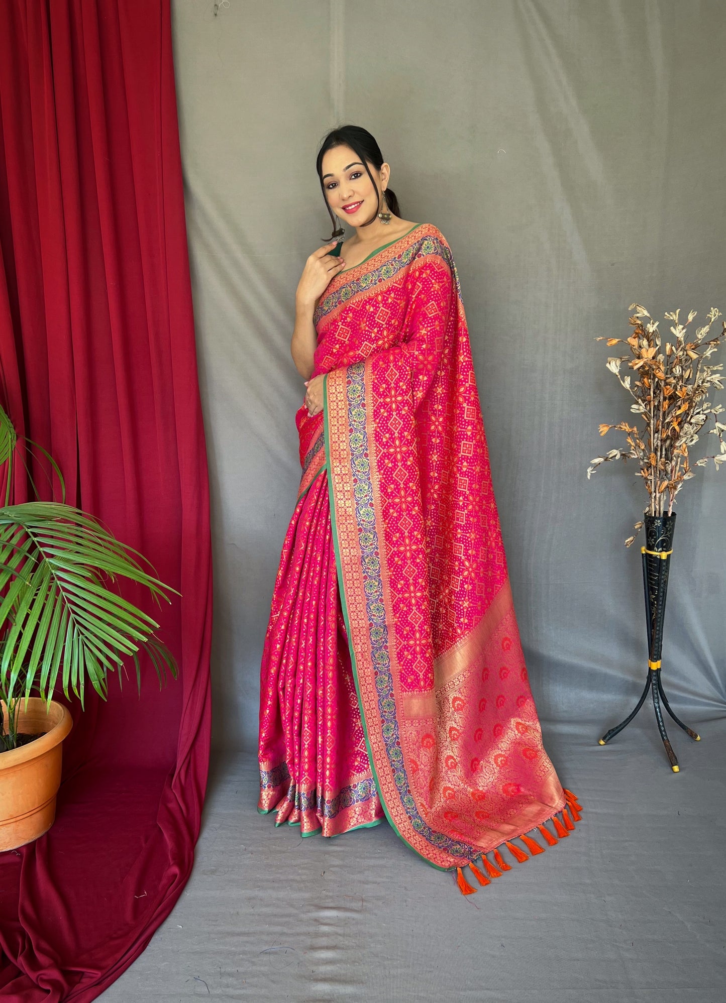 Bandhej Patola Silk Vol.2 Woven Saree Pink