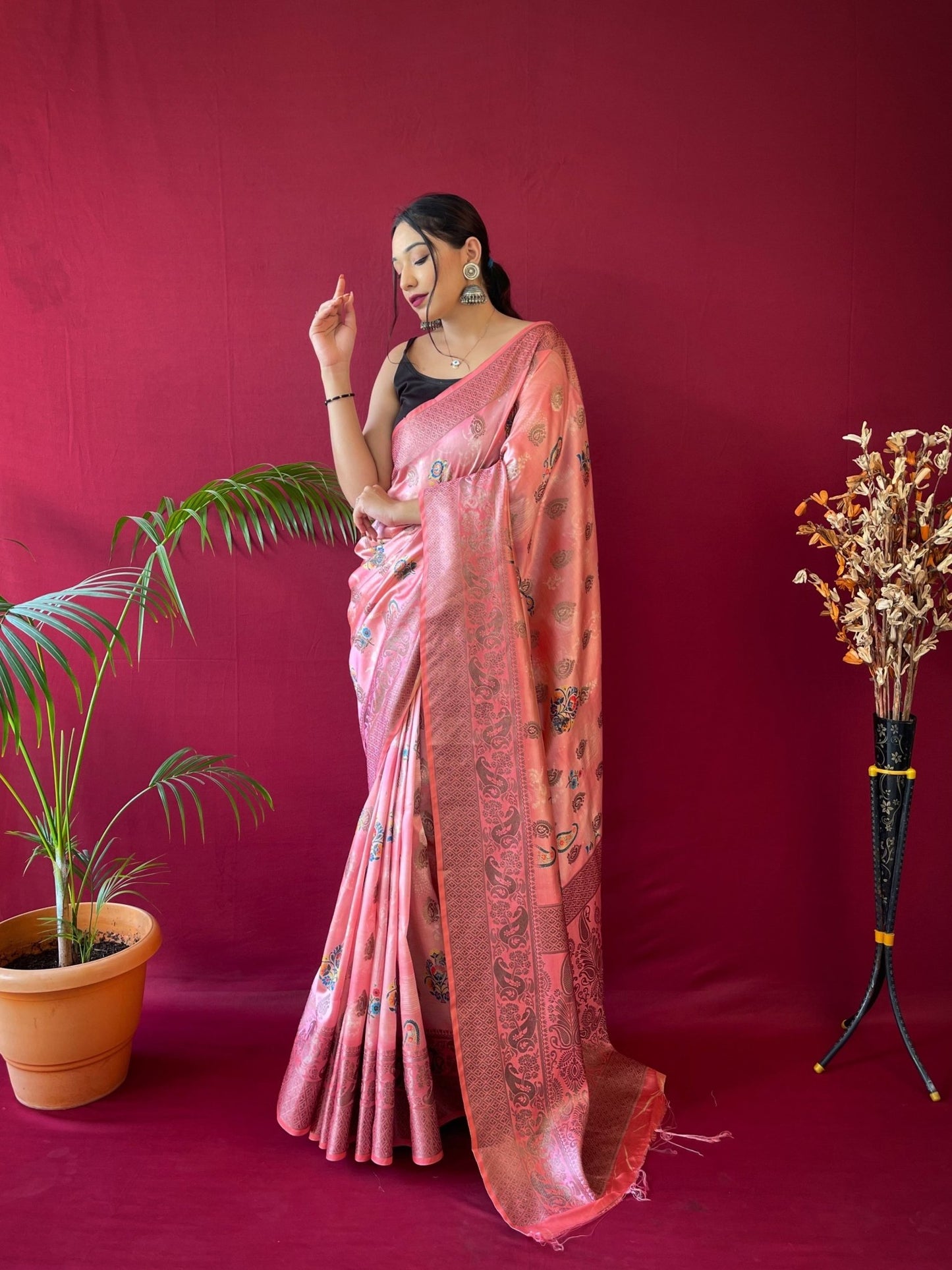 Kesariya Soft Silk Floral Printed Woven Saree Daisy Pink - TASARIKA INDIA